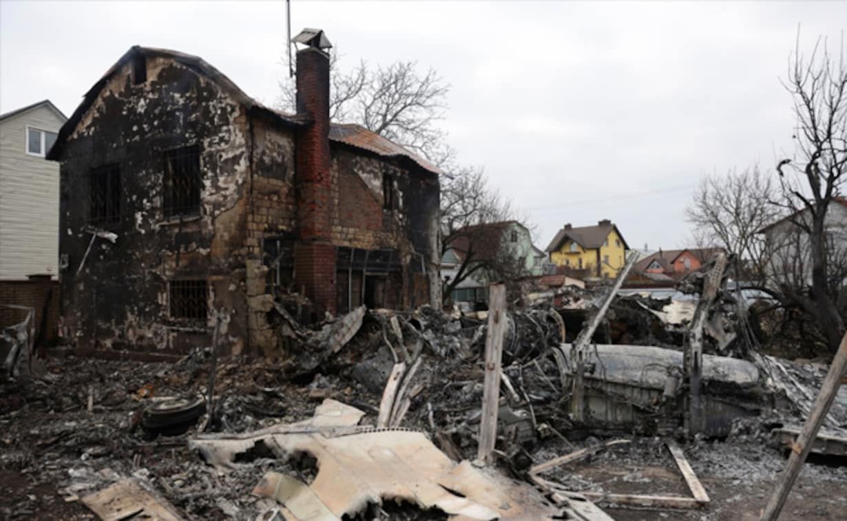 Journalists prove Russian cluster bombs dropped on residential areas - en Journalists prove Russian cluster bombs dropped on residential areas - en