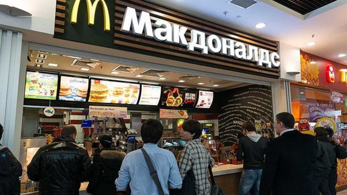 McDonald's closes 850 restaurants in Russia - en
