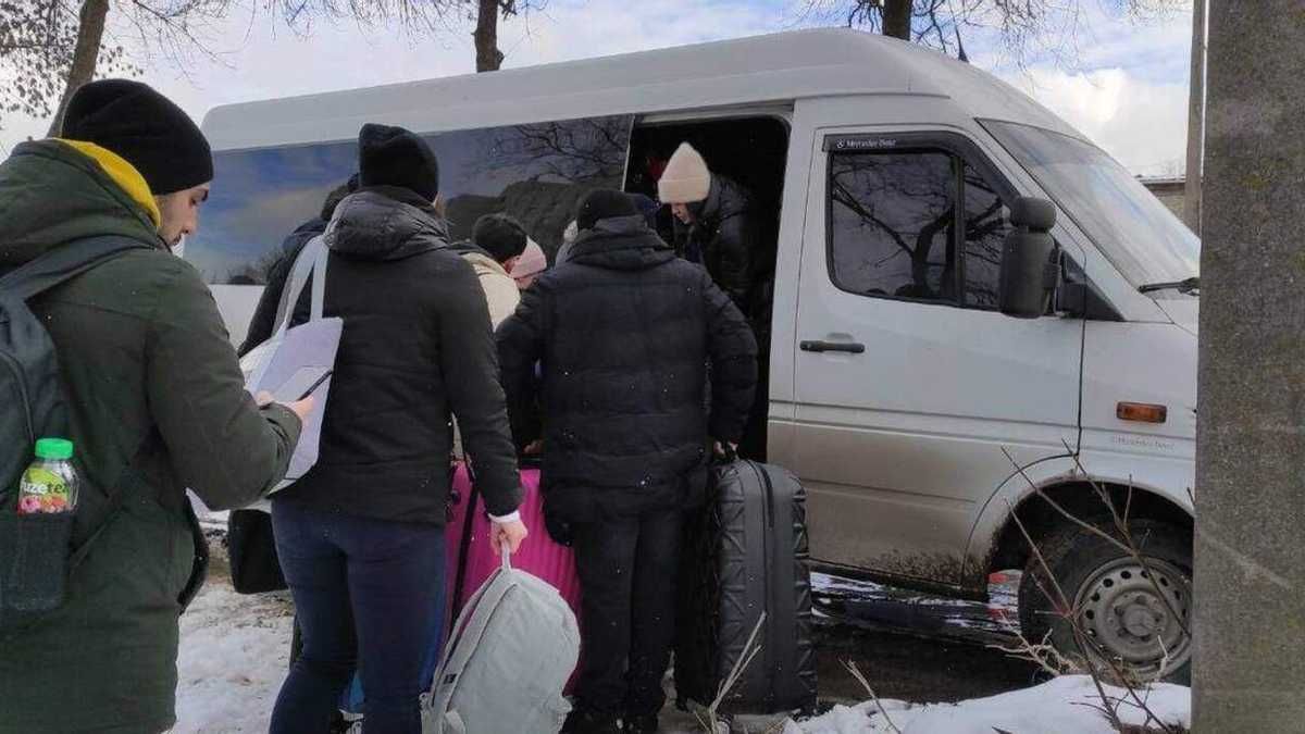 Successful evacuation of civilians from Sumy - en Successful evacuation of civilians from Sumy - en