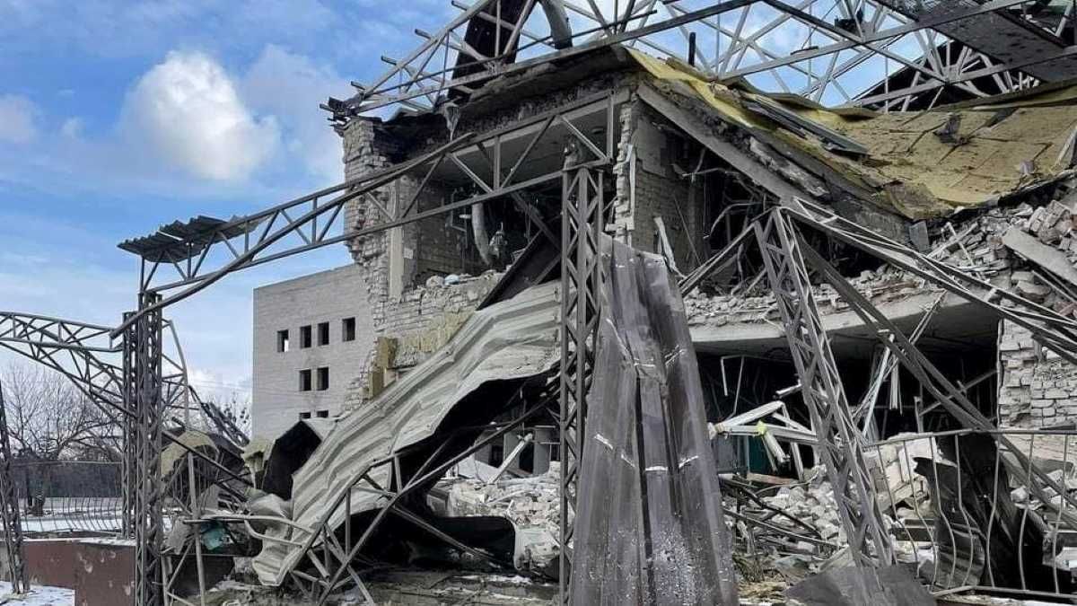 Russia speaks of military facilities, but it has destroyed hospitals, schools, and homes - en Russia speaks of military facilities, but it has destroyed hospitals, schools, and homes - en
