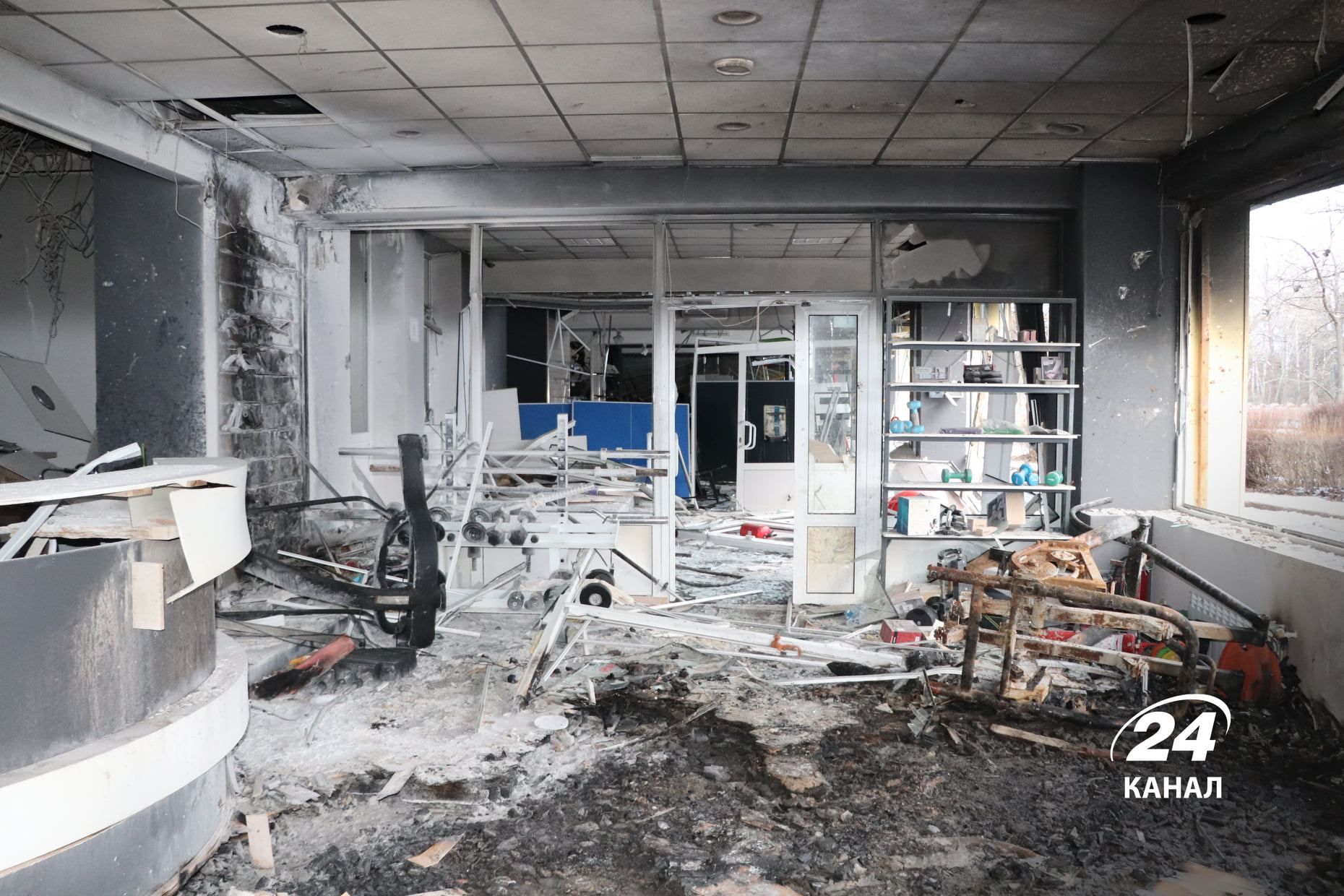 Kyiv to impose 35-hour curfew - en Kyiv to impose 35-hour curfew - en