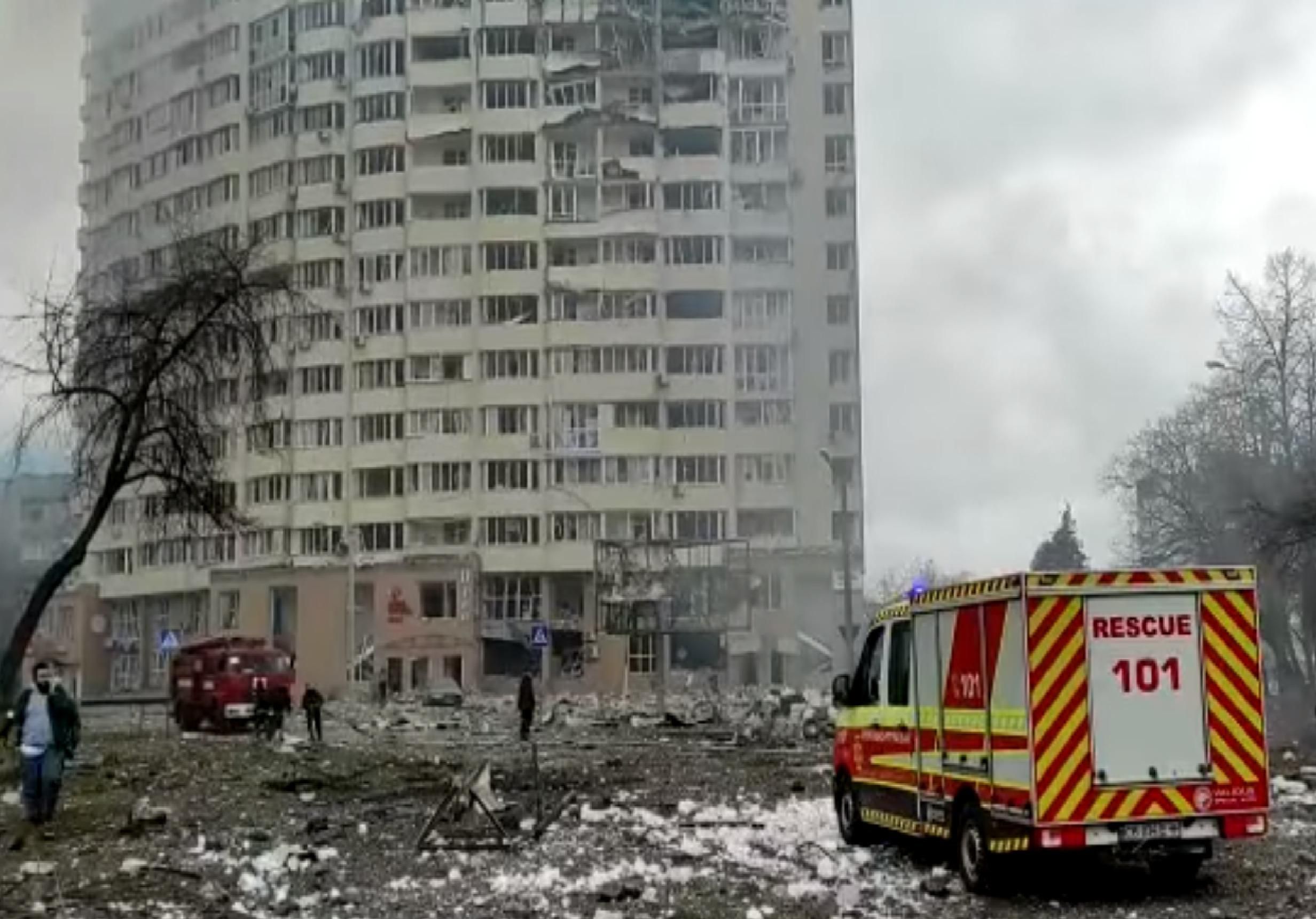 A crucial bridge was bombed by Russian forces overnight in Chernihiv - en A crucial bridge was bombed by Russian forces overnight in Chernihiv - en