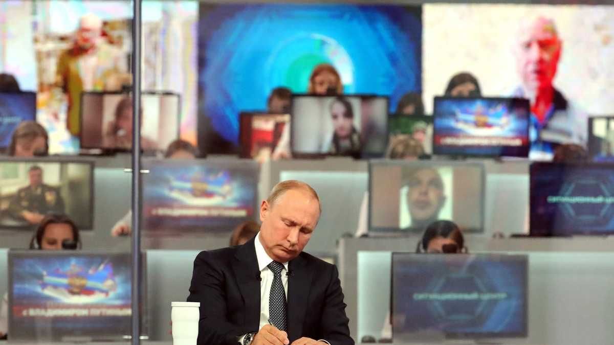 Piontkovsky analyzed Putin's tactics for combating generals - en