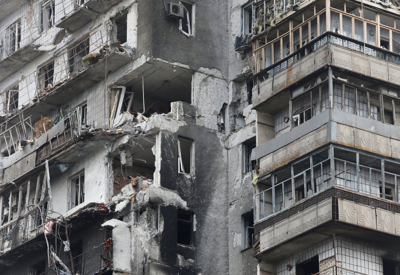 The city is totally destroyed, - deputy mayor of Mariupol - en The city is totally destroyed, - deputy mayor of Mariupol - en