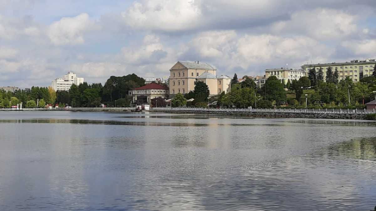 The first Russian attack on Ternopil: the enemy struck at the oil base - en The first Russian attack on Ternopil: the enemy struck at the oil base - en