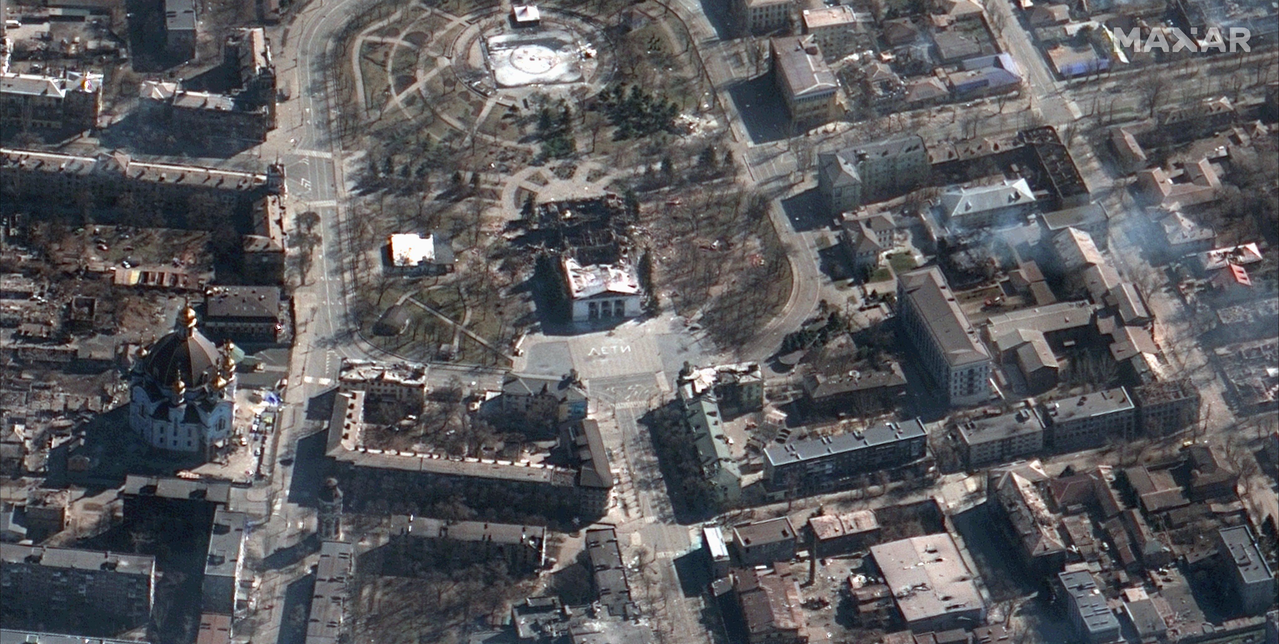 Russian forces are trying to wipe Mariupol "off the face of the Earth" - en