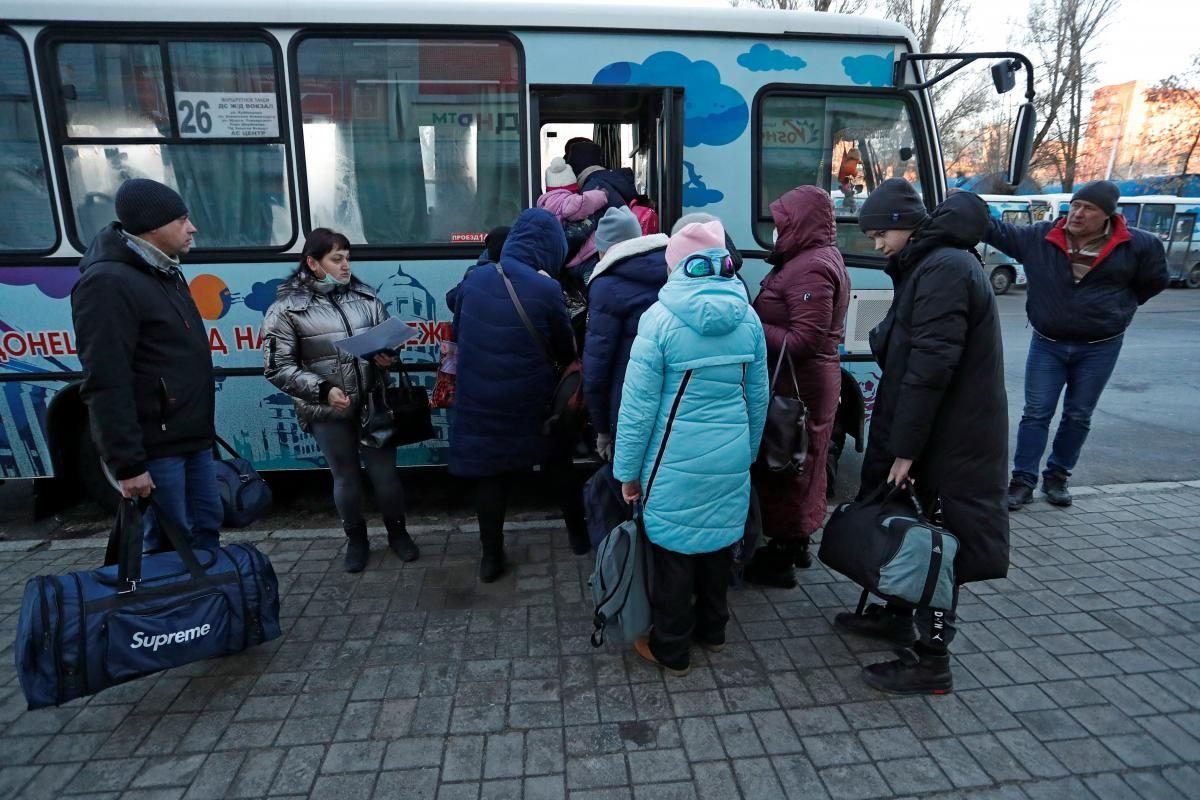 Ukraine: : aching evacuation stories - en