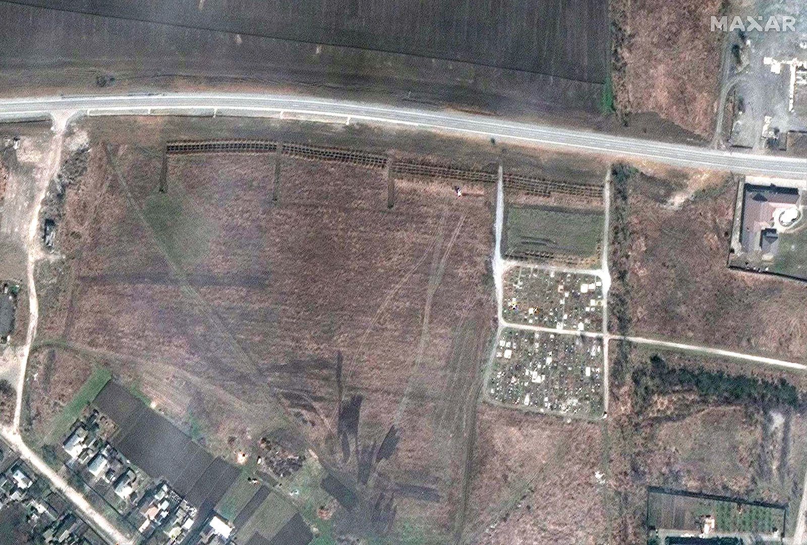 Satellite images point to evidence of mass graves outside of Mariupol - en Satellite images point to evidence of mass graves outside of Mariupol - en