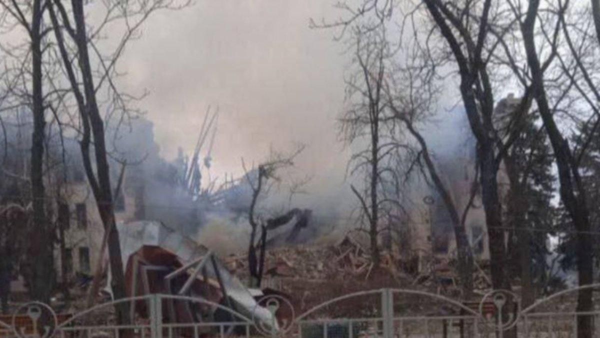 Russian invaders attempt to conceal the crimes committed in Mariupol - en Russian invaders attempt to conceal the crimes committed in Mariupol - en