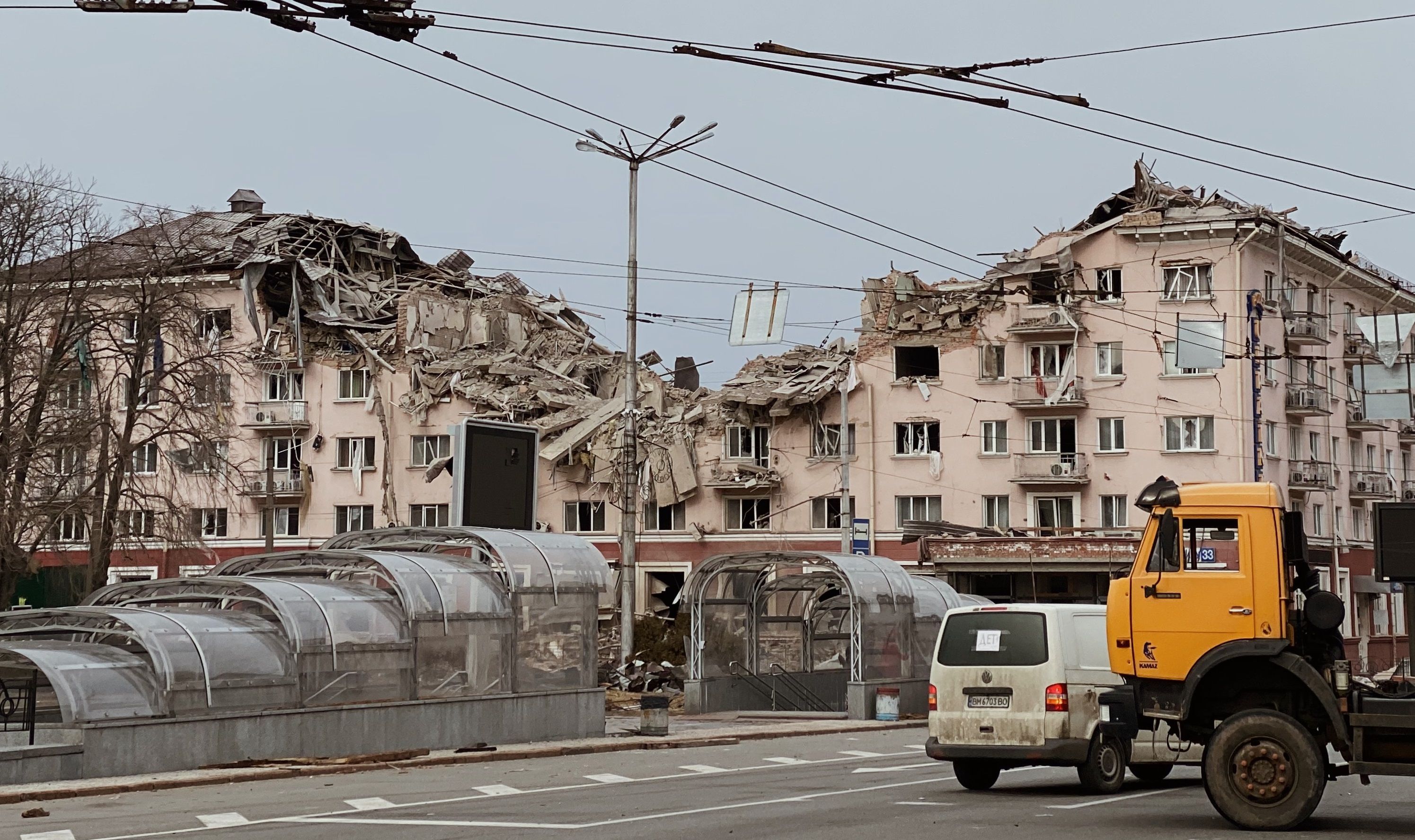 He was a Putin fan, then Russians bombed his house report from northern Ukraine - en He was a Putin fan, then Russians bombed his house report from northern Ukraine - en