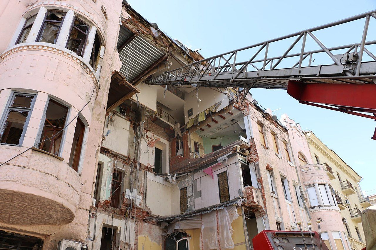 Kharkiv the Kyivsky district was significantly damaged - en Kharkiv the Kyivsky district was significantly damaged - en