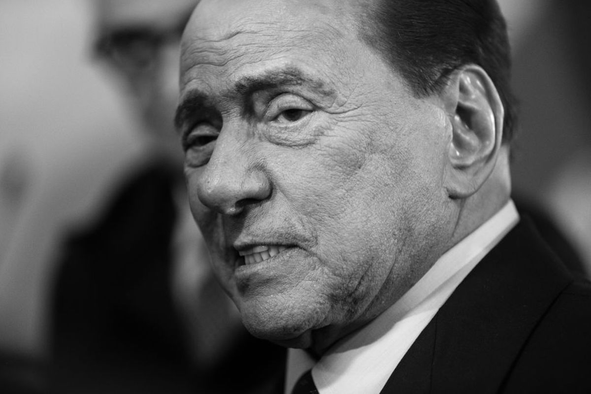Life and death of Silvio Berlusconi  "friendship" with Putin and criminal vibe - en